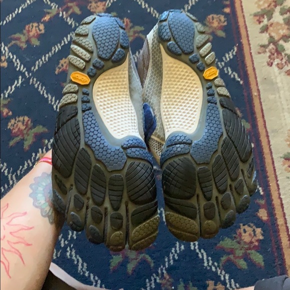 vibram toe shoes sale